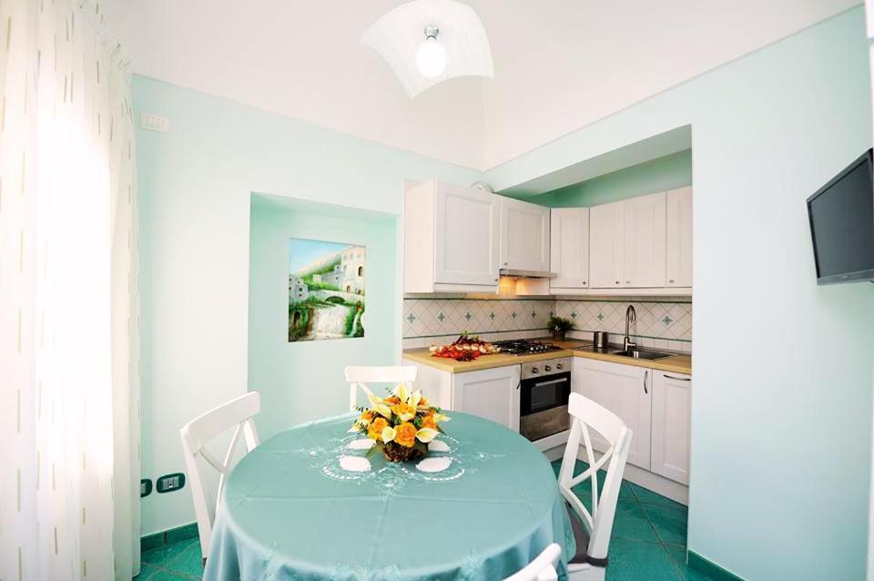 Domus Florio Corallo Amalfi Buitenkant foto